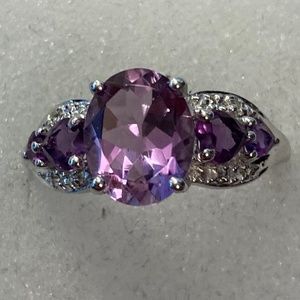 Gorgeous Womens Ring